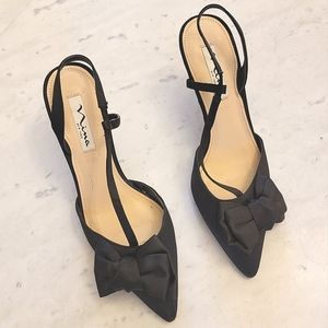 🔴 NINA New York Black Satin Silk Evening Event Kitten Heels with Bow